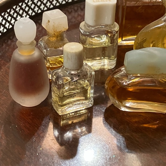 Vintage Lot of 17 Small Perfume and Cologne Bottles Some Full - Picture 2 of 16